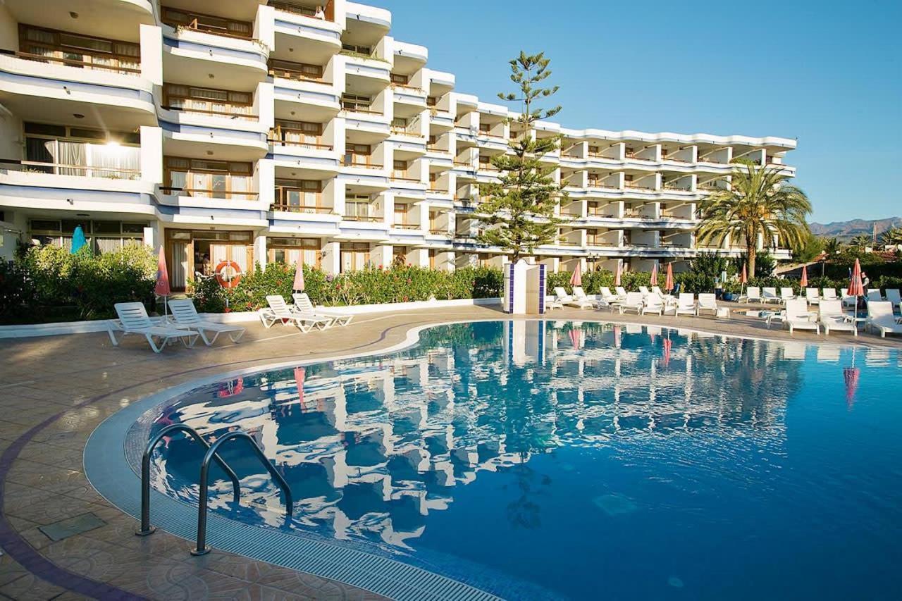 Apartamentos Tamaran San Bartolomé Extérieur photo